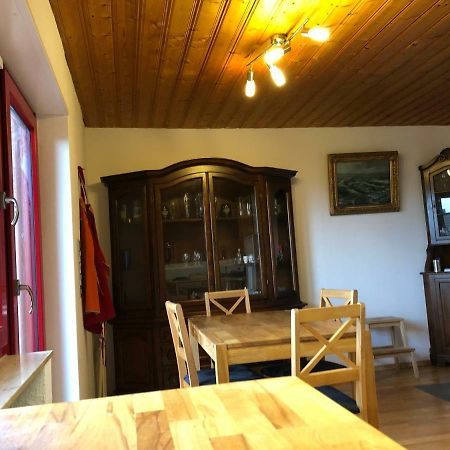 Natuerlicher Holzkomfort Im Hessischen Kegelspiel Hünfeld Eksteriør billede